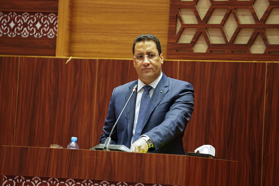 اشادة حزب الانصاف الحاكم بتركية البرلمان لبر نامج (…)